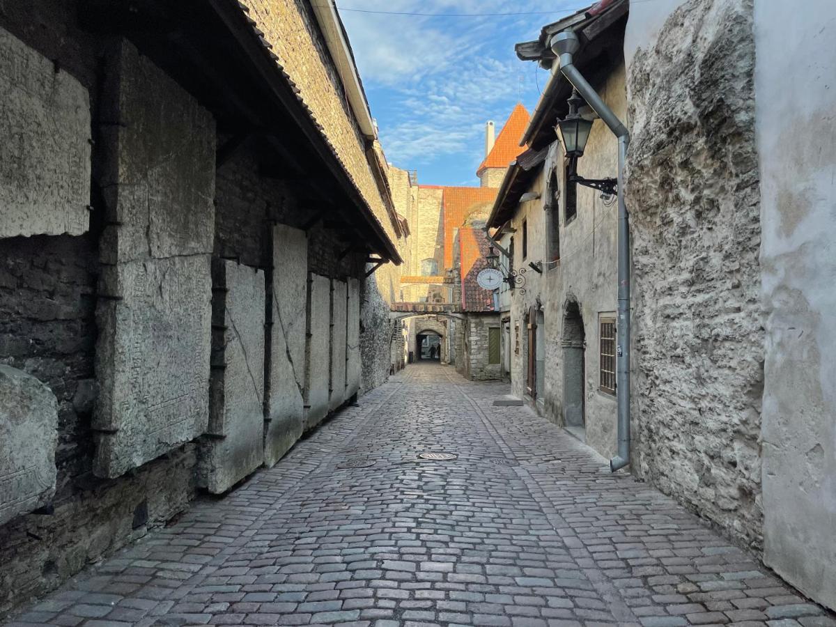 Old Town - Vene Apartment Tallinn Exteriör bild